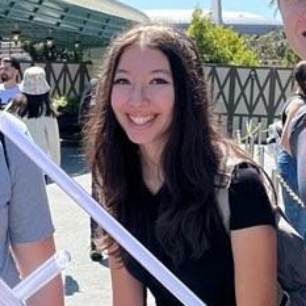 Meet your Posher, Serene